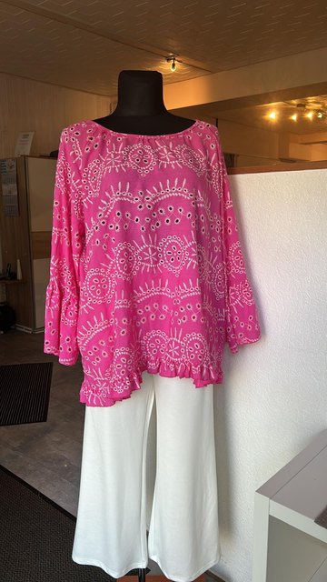 Tunika und weite Hose aus der Madame Show